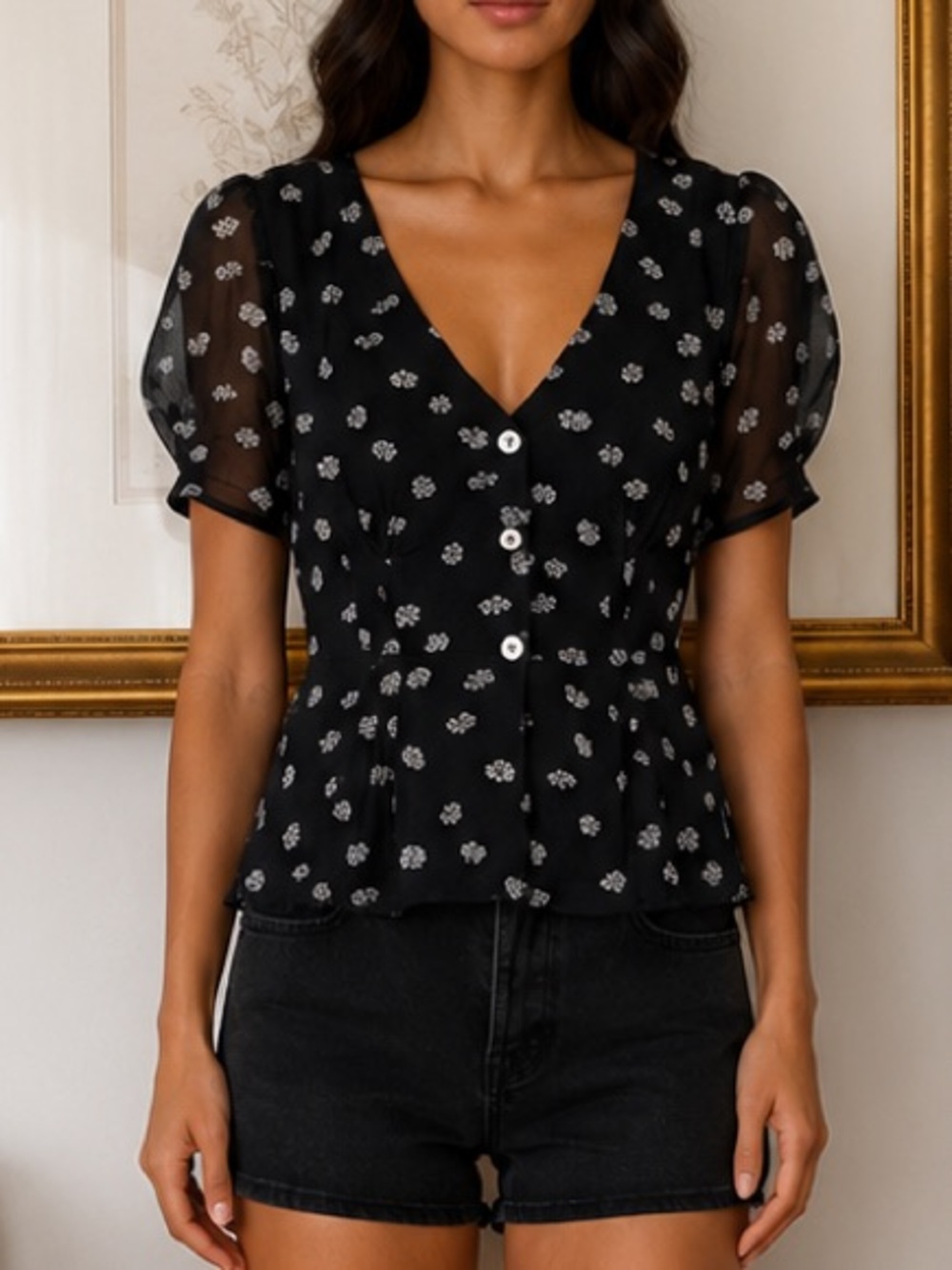 Wilfred Black Floral V-Neck Puff Sleeve Button Top